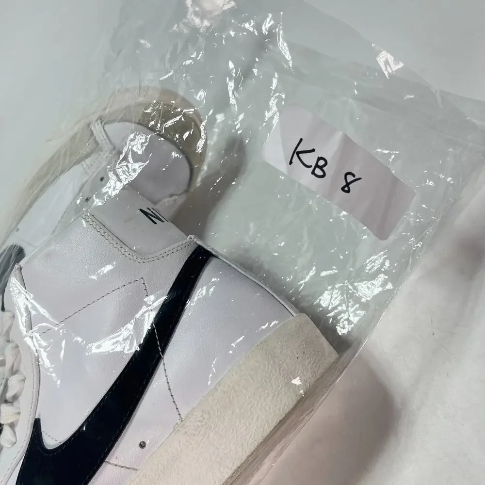 Nike blazer mid